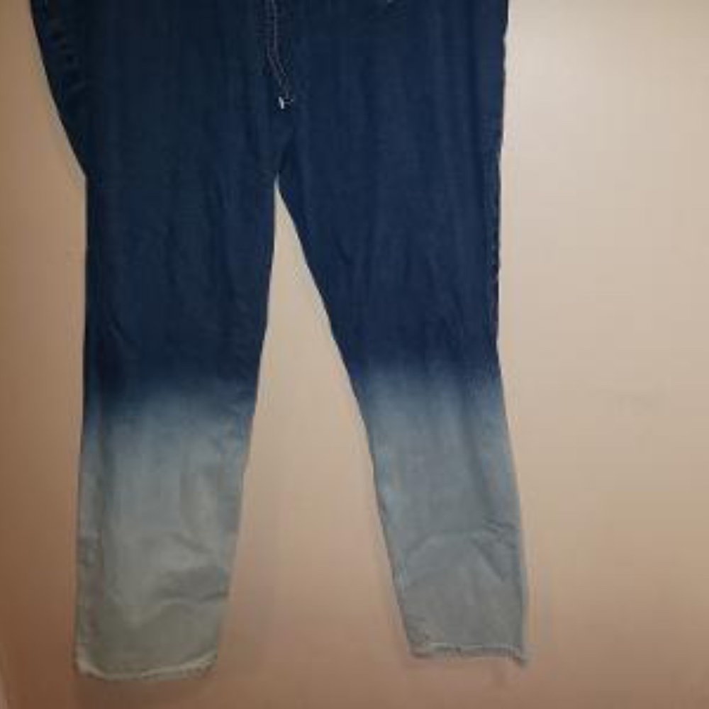 Jeans - Picture 4 of 4